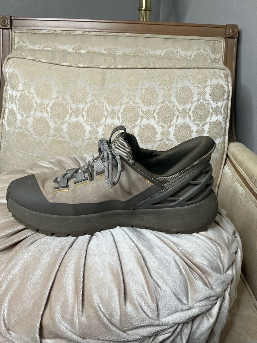 Kizik Wasatch Hands-Free Outdoor Sneakers Tumbleweed Brown